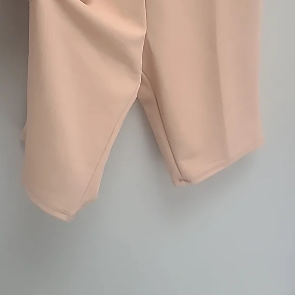 New shorts romper - Picture 2 of 5